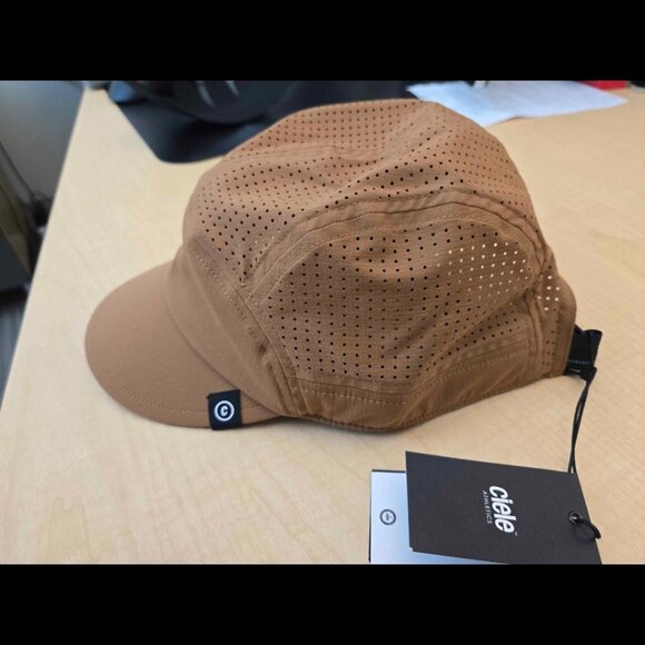 Ciele FSTCap LE Running Hat - Picture 3 of 5